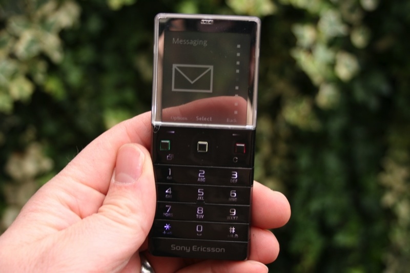 Sony Ericsson Xperia Pureness X5 2