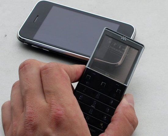 Sony Ericsson Xperia Pureness X5 3